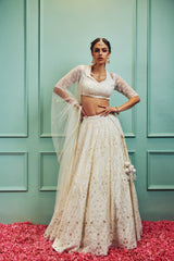 Starlet - Sammohi By Moksha & Hiral