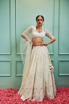 Starlet - Sammohi By Moksha & Hiral