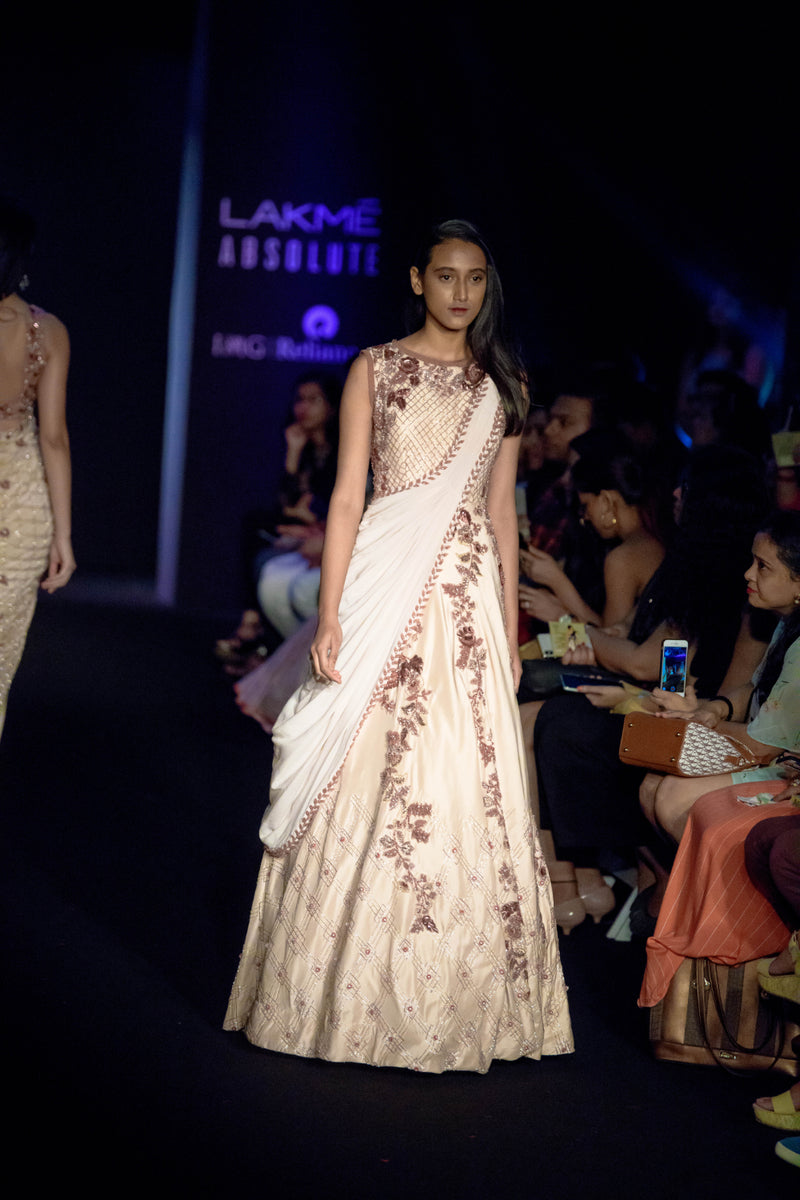 Blush pink gown with detachable dupatta